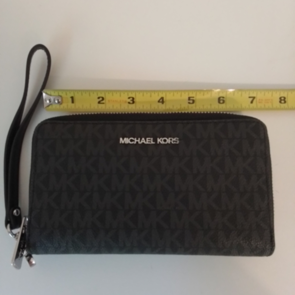 Michael Kors Black Wristlet Wallet